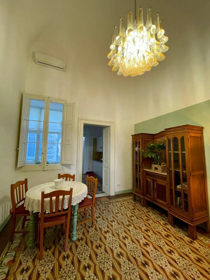 4 Balconi House-Appartamento Salentino Nel Centro Di Lecce Dış mekan fotoğraf